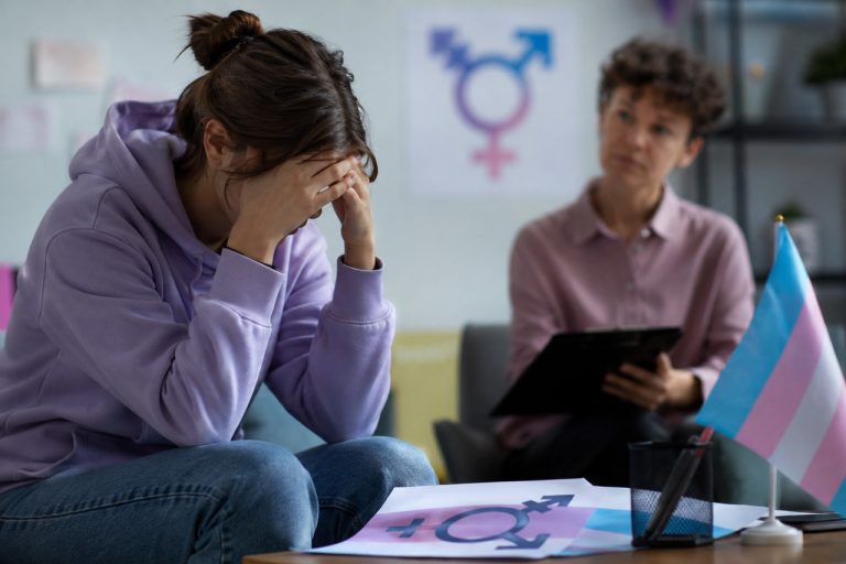 Niemcy: Lawinowy wzrost diagnoz dysforii płciowej wśród młodzieży. Najnowsze badanie pokazuje skalę zjawiska