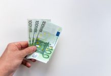 Między innymi emeryci: Te grupy osób nie otrzymają 300 euro w ramach pakietu energetycznego w Niemczech!