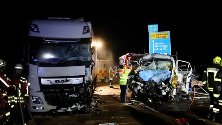 Niemcy: Liczne wypadki spowodowane opadami śniegu. 4 ofiary śmiertelne w Bawarii