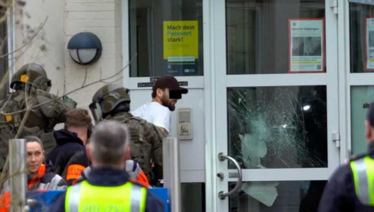 Skazany terrorysta z Państwa Islamskiego może pozostać w Niemczech – nawet na wolności