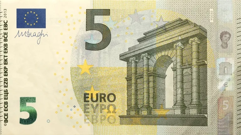 Niemcy: Banknoty 5 euro w skrzynkach pocztowych: oto, co się za tym kryje