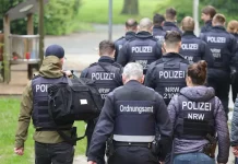 Niemcy: 5 nastolatków rzekomo zgwałciło 16-latkę. Policja zrobiła nalot na mieszkania podejrzanych