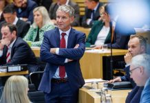 Posłowie Bundestagu planują postępowanie delegalizujące AfD