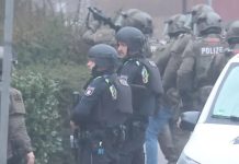 Akcja oddziałów specjalnych policji w Hamburgu: Uzbrojony mężczyzna groził, że będzie strzelał