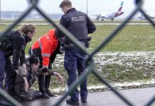 Policja federalna wystawiła aktywistom klimatycznym rachunek na 6400 euro