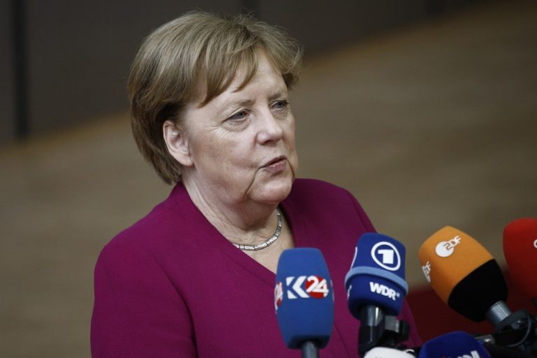Merkel: „Przed nami jeszcze trzy, cztery trudne miesiące”