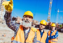 Niemiecki minister pracy: przedsiębiorstwa powinny zatrudniać także starszych kandydatów