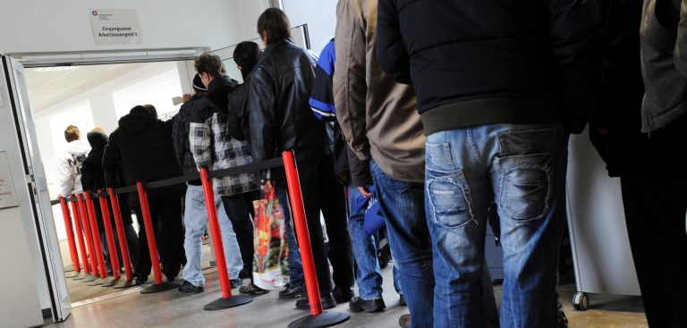 Liczba bezrobotnych w Niemczech wzrosła w styczniu do prawie trzech milionów