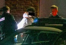 Niemcy: zatrzymano mężczyznę po znalezieniu martwej kobiety na kempingu — policja zabezpieczyła białego VW Golfa