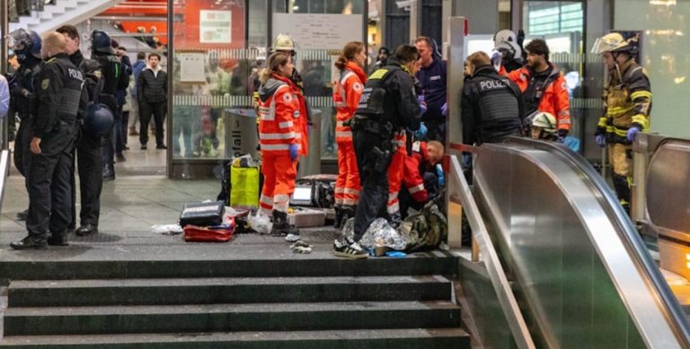 Brutalny atak nożownika po demonstracji Syryjczyków w Essen – młody mężczyzna dźgnięty nożem