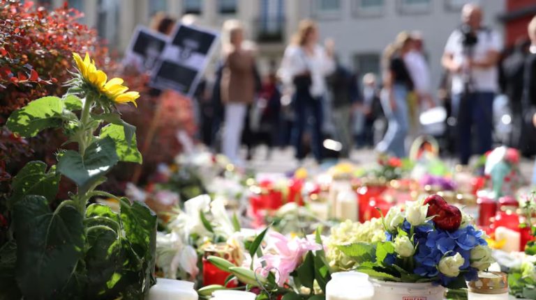 Wezwania do zaostrzenia przepisów dotyczących broni i azylu po ataku w Solingen