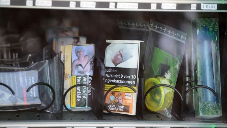 W Niemczech uruchomiono pierwszy automat sprzedający produkty z konopii indyjskich!