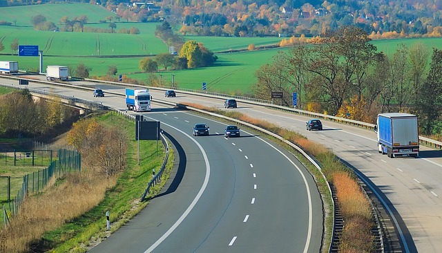 Niemcy chcą za wszelką cenę wprowadzić opłaty za autostrady: Nowy pomysł polityków!