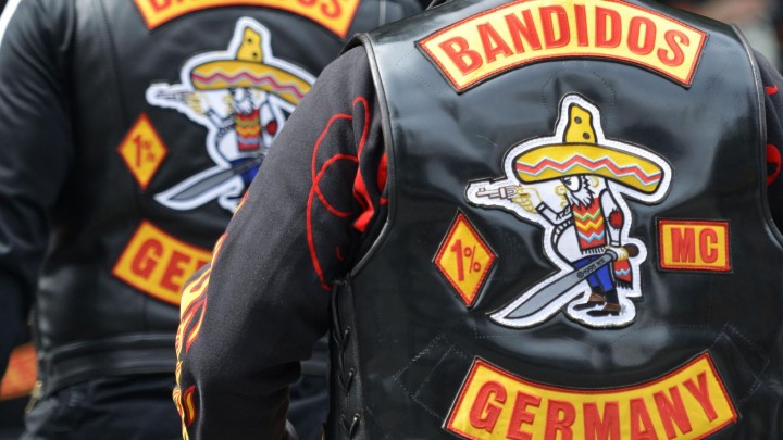 Niemcy: Seehofer zakazuje działalności klubu motocyklowego „Bandidos”