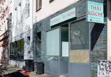 Właściciele baru z tajską kuchnią w Düsseldorfie zakazują wstępu dzieciom – klienci oburzeni