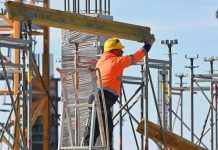 Niemcy: Branża budowlana redukuje 10 000 miejsc pracy