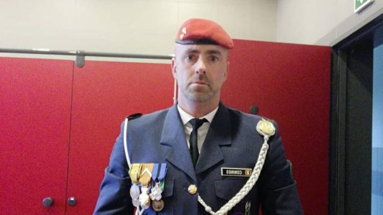Belgijski Rambo wciąż na wolności – teraz znaleziono jego plecak z amunicją