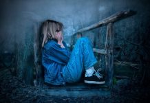 Konsekwencje lockdownu: znacznie więcej nastolatków w Niemczech wykazuje objawy depresji