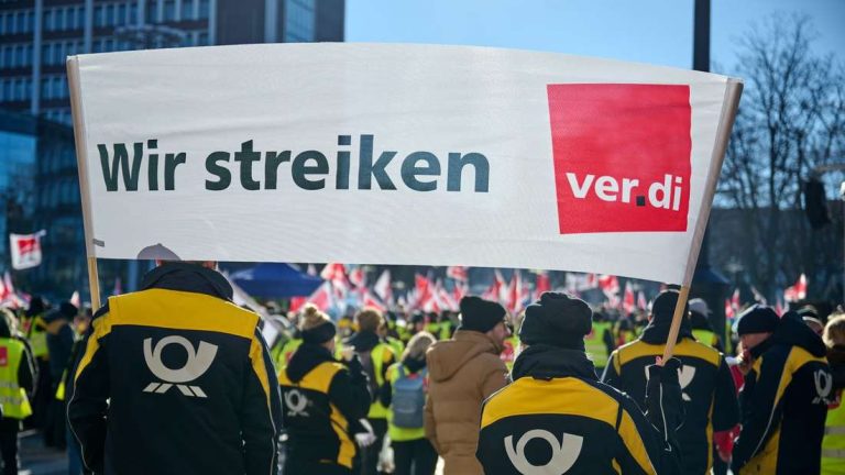 Strajk ostrzegawczy pracowników sektora publicznego: ponad 2 tys. osób demonstrowało w Berlinie domagając się wzrostu wynagrodzeń