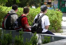 Sąd w Turyngii uchylił zasady związane z reżimem sanitarnym dla dwóch uczniów – ministerstwo krytykuje decyzję!