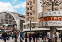 Berlin: osoba transpłciowa podpaliła się na Alexanderplatz