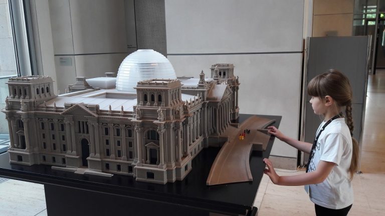 8-latka kontra podróżniczy Rekord Polski