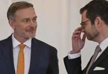 Tzw. odprawa przejściowa: Byłym ministrom federalnym przysługuje aż do 240 000 euro!