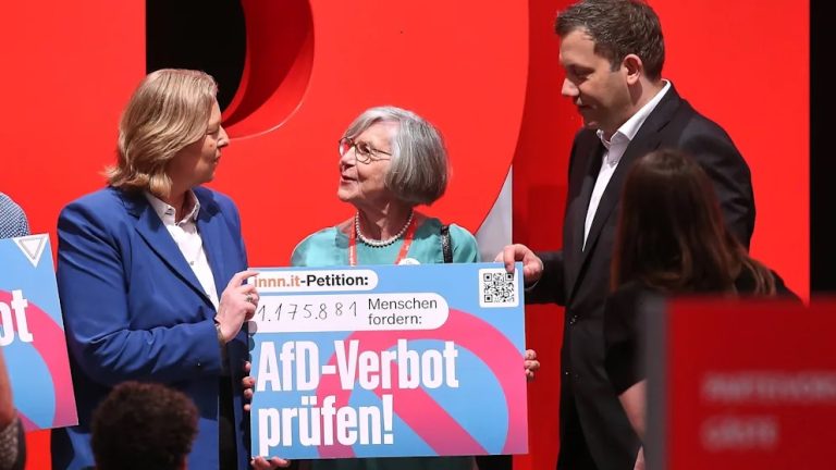Niemcy: SPD chce ujawnić wpływy Putina na AfD i dąży do delegalizacji partii