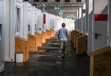 Niemcy: Liczba wniosków o azyl spadła w sierpniu o 60 procent