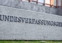 Niemcy: Historyczny wyrok z Karlsruhe. Deportacje będą jeszcze trudniejsze