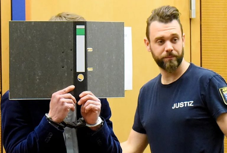 Policjant z Hesji oskarżony o współpracę z gangiem narkotykowym. Chodzi o handel marihuaną wartą 8 milionów euro