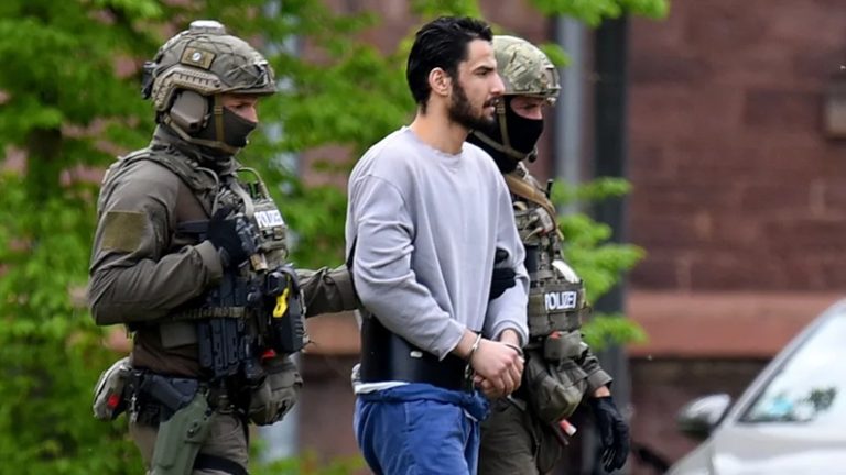 Niemcy: Proces w sprawie zamachu samochodowego w Monachium – Afgańczyk oskarżony o podwójne morderstwo