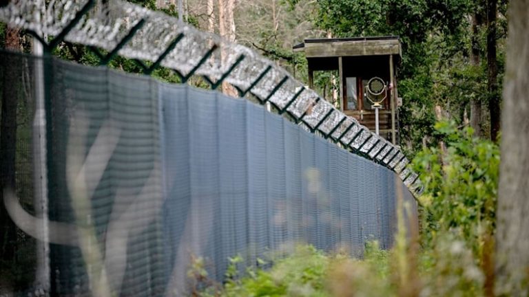 Potężny wybuch w Berlinie: policja zdetonowała 800 kg nielegalnej pirotechniki