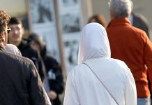 Niemcy bardziej martwią się prawicowym ekstremizmem niż imigranci