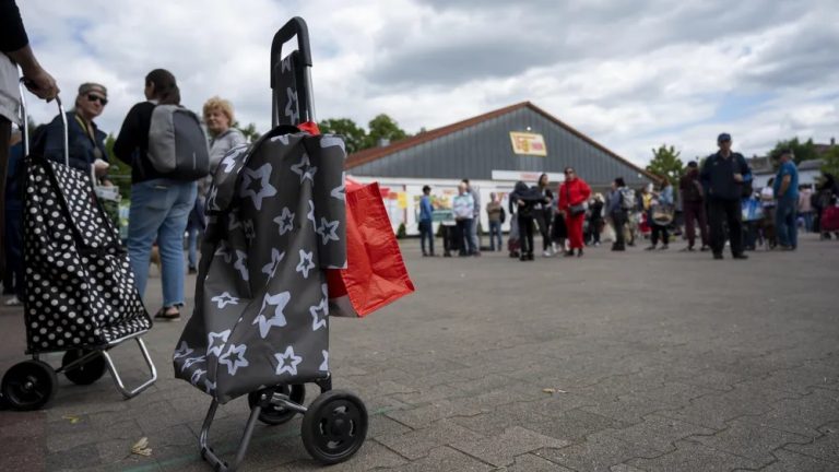 Coraz więcej starszych osób w Niemczech jest dotkniętych ubóstwem