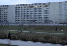 Niemcy: BND nie musi ujawniać informacji o pochodzeniu koronawirusa. Decyzja sądu podtrzymuje tajemnicę