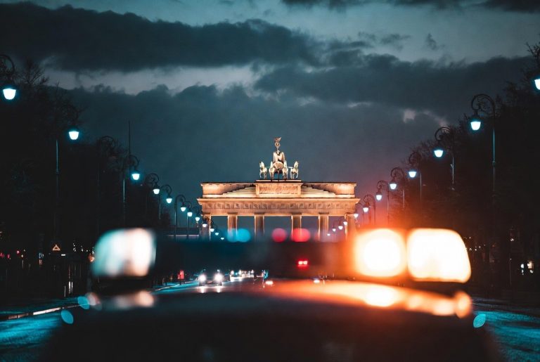 Berlin: 23-letni Syryjczyk oskarżony o planowanie zamachu terrorystycznego. „Chciał zabić Żydów i niewiernych”