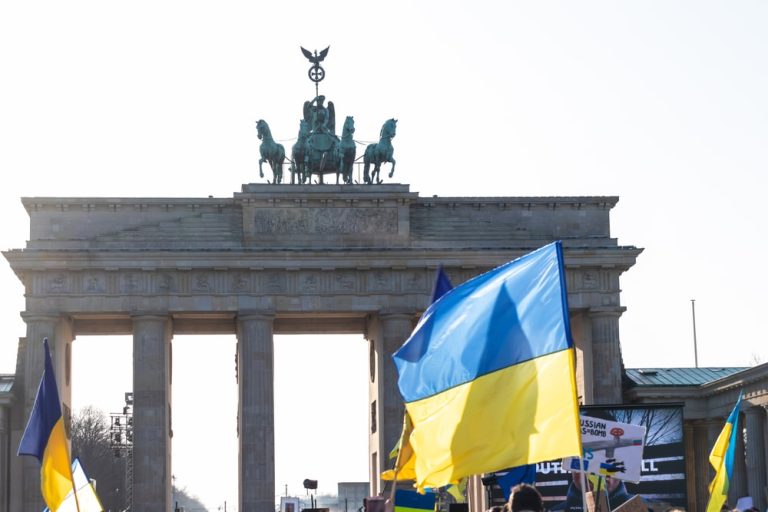 Na znak solidarności z Ukrainą: Zieloni chcą, aby 24 sierpnia był w Berlinie jednorazowo dniem wolnym od pracy