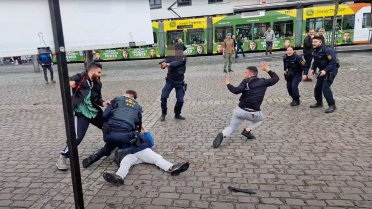 Brutalny atak nożownika w Mannheim. Celem ataku między innymi krytyk islamu (WIDEO)