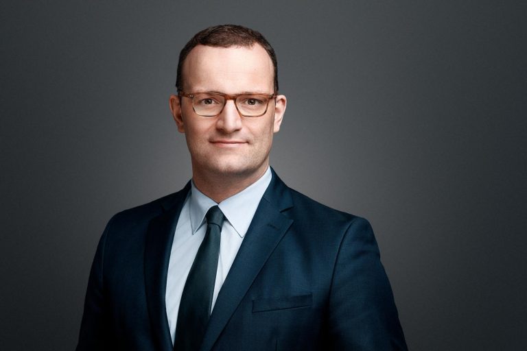 Zadaj pytanie Jensowi Spahnowi!