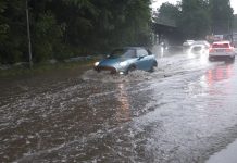 Gwałtowne burze i gradobicia pustoszą Saksonię i Bawarię – zalane ulice, zniszczone auta i przerwane wydarzenia