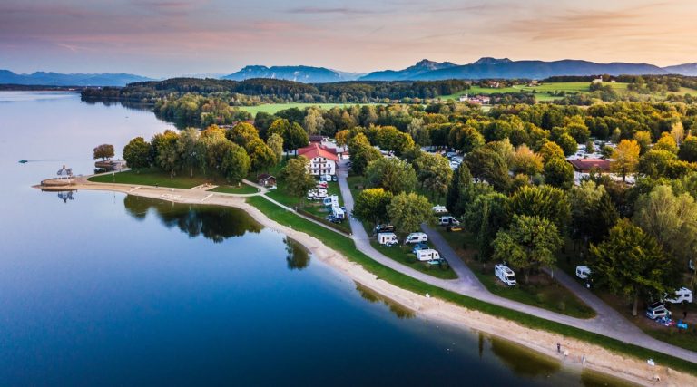 Wypoczynek w Niemczech: najpiękniejsze kempingi w Bawarii!