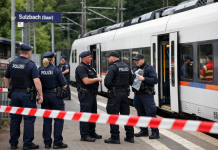 Sulzbach: 21-letni Niemiec dźgnął nożem 18-letnią kobietę w pociągu regionalnym