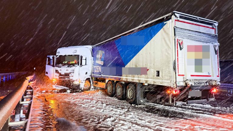 Zimowy chaos w Niemczech: śnieg paraliżuje drogi i kolej