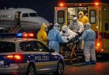 Śmiertelny wirus w sercu Europy. Samolot z pacjentem chorym na Ebolę wylądował w Berlinie!