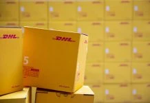 Niemcy: Masz problem z paczką DHL? Tak możesz złożyć skuteczną skargę. Kompleksowy przewodnik po możliwościach kontaktu i składania reklamacji
