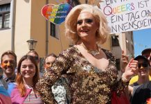 Wszystkie kolory tęczy w Pirnie: demonstracja społeczności queer