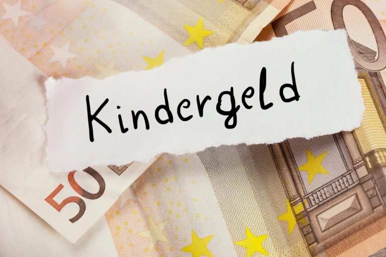 Niemcy: rekordowe 528 mln euro Kindergeld wysłane za granicę w 2025 roku. Sprawa znów budzi emocje
