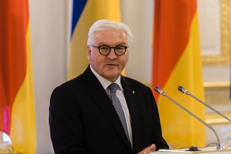 Prezydent federalny Steinmeier ogłasza Ramadan niemiecką tradycją