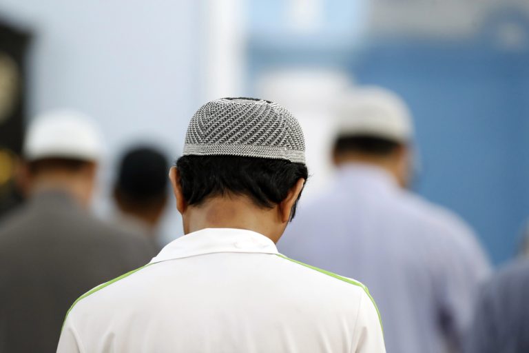 Wezwania do ataków na jarmarki bożonarodzeniowe: Berlin ostrzega przed nasilającą się propagandą islamistów skierowaną do młodzieży